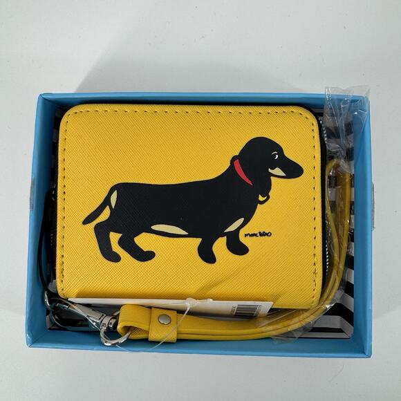 Marc Tetro Dachshund Small Zip-Around Yellow Wallet Wristlet New in Box - Picture 2 of 8